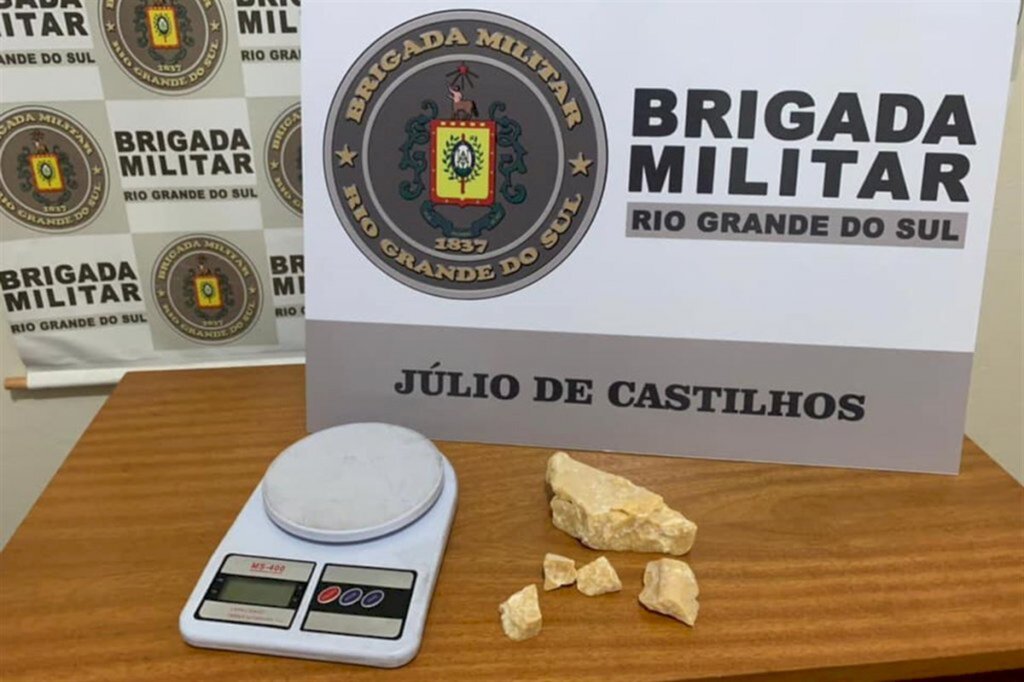 Polícia detém homem com pedra de crack em Júlio de Castilhos
