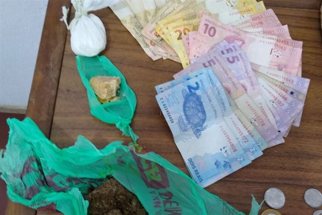 Mulher é presa por tráfico drogas em São Sepé