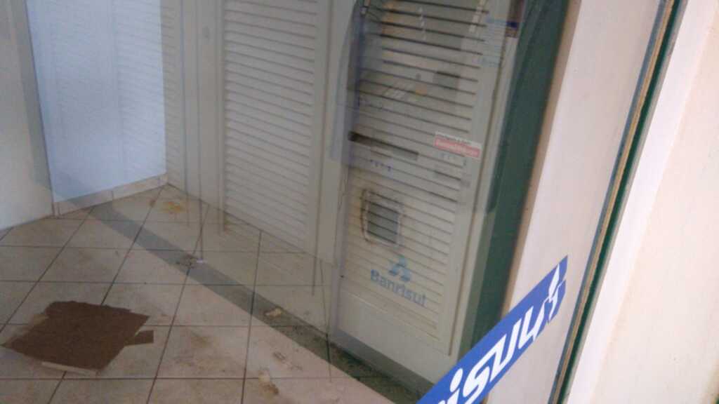 Criminosos atacam agência bancária em Itaara