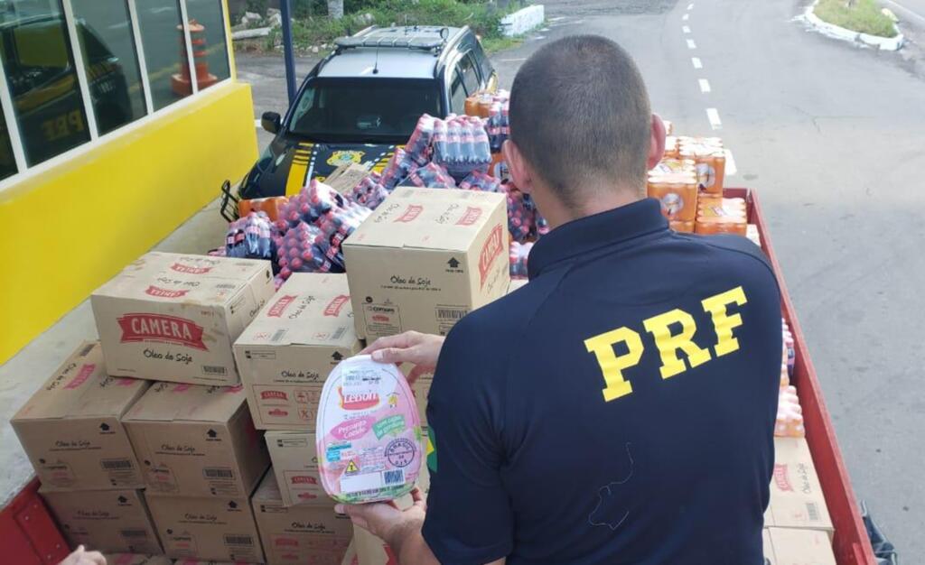 PRF apreende quase 1 tonelada de produtos impróprios para consumo em Santa Maria