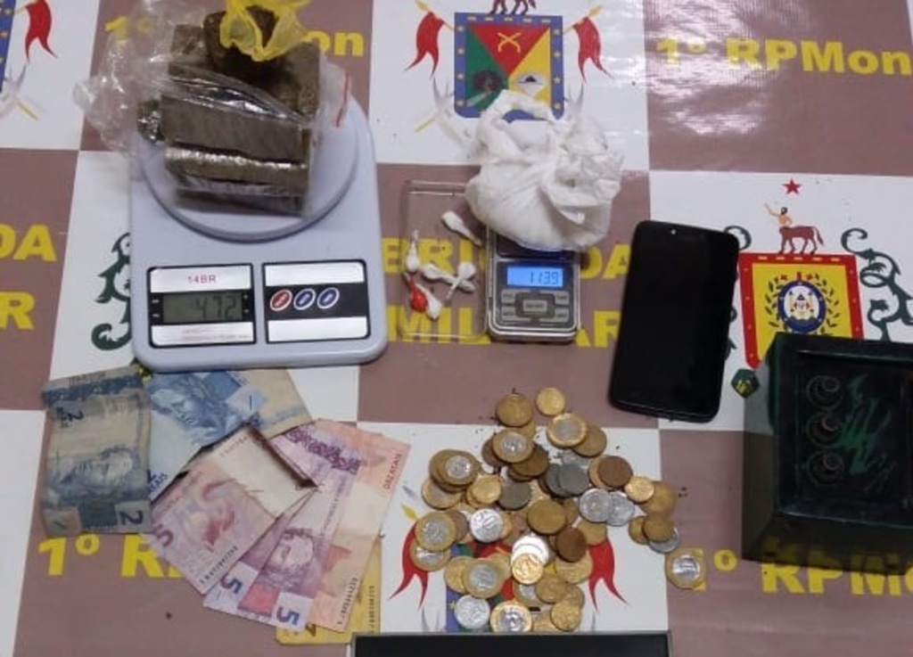 Suspeito de tráfico é preso, e polícia apreende droga em Santa Maria