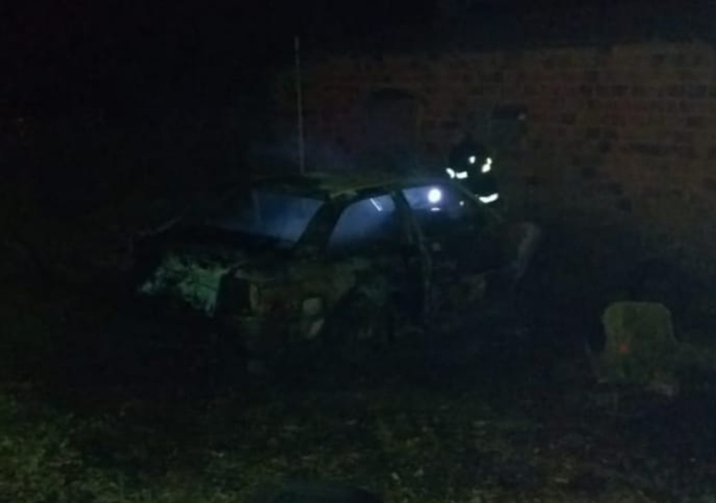 Homem é detido após carro ser incendiado em Restinga Sêca