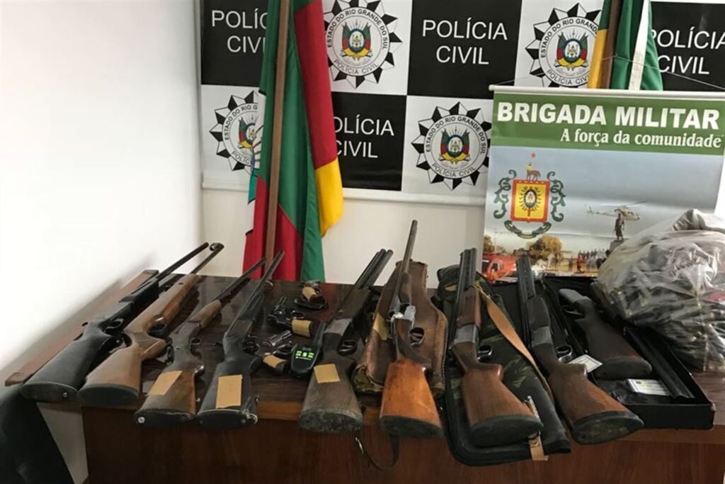 Operação apreende armas irregulares em Formigueiro