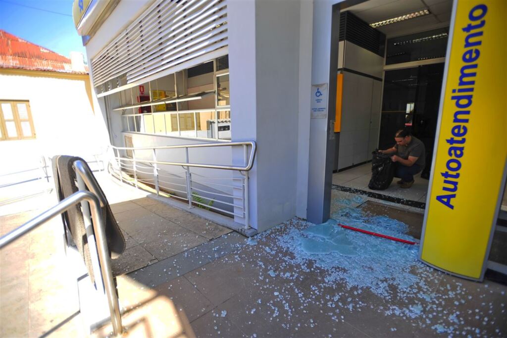 Foto: Gabriel Haesbaert (Arquivo) - Agência do Banco do Brasil foi um dos alvos da quadrilha no segundo assalto à estabelecimentos na cidade
