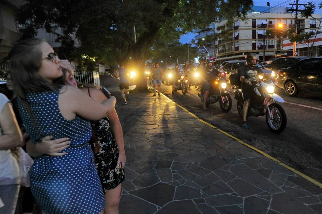 Protesto pede justiça pela morte de mototaxista em Santa Maria