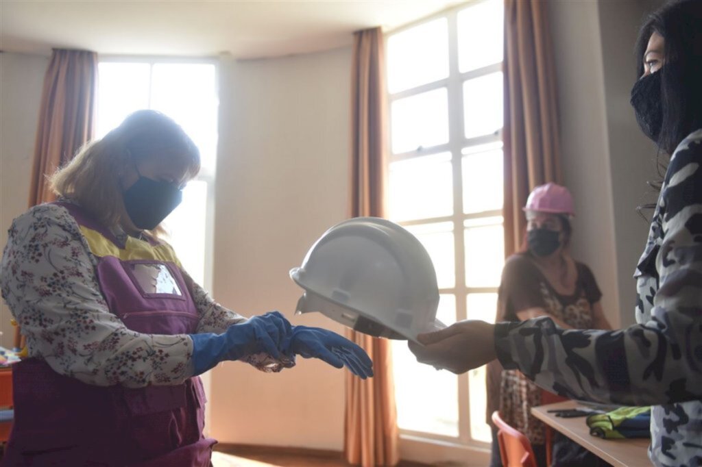 VÍDEO: com mão de obra feminina, empresa de pequenos reparos luta contra preconceito