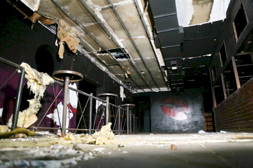 Desolação e memórias trágicas: quase nove anos depois, veja como está o interior do prédio da Kiss