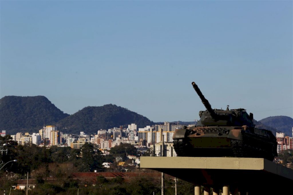 Exército anuncia que Escola de Sargentos das Armas irá para Recife