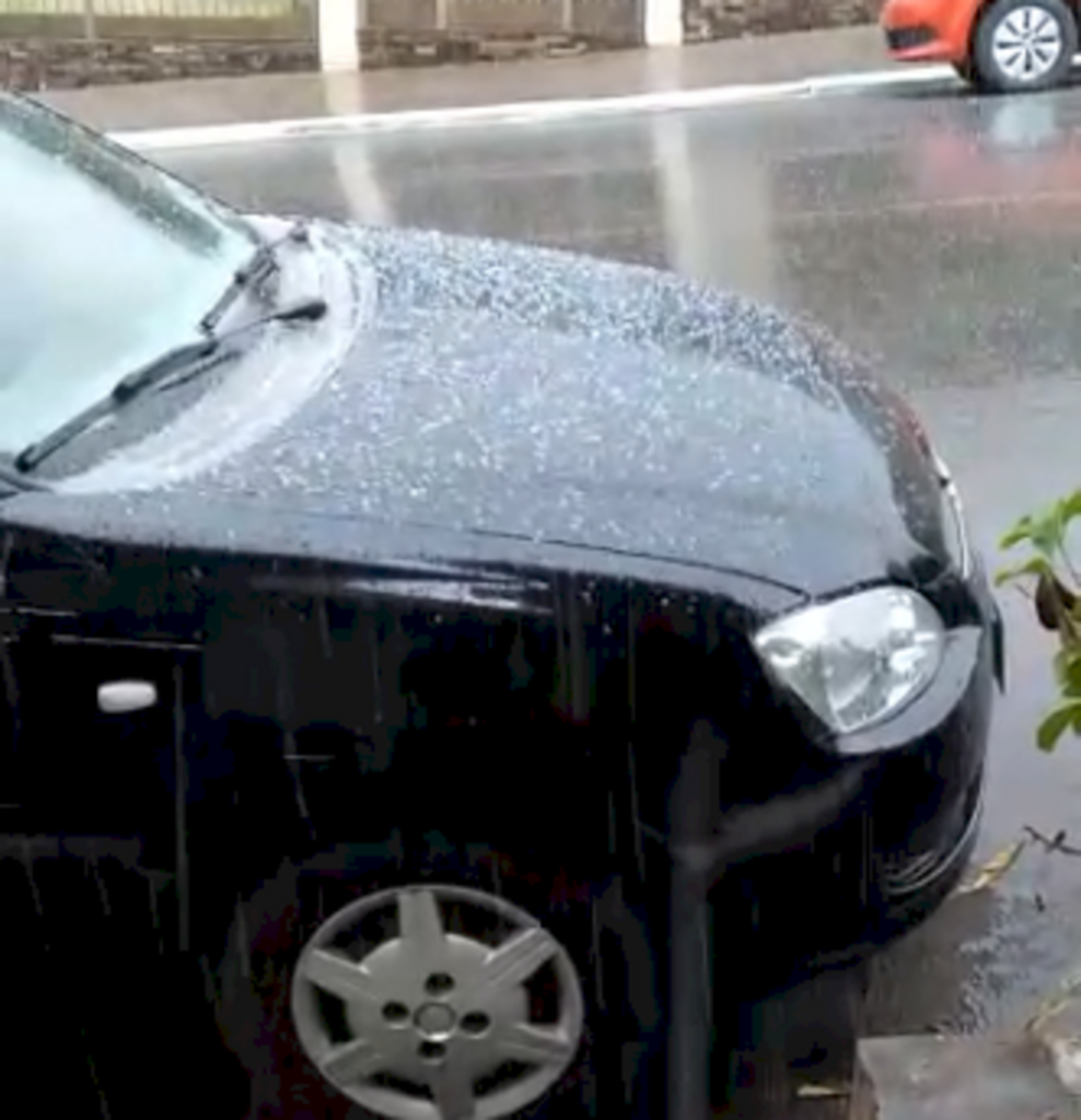 VÍDEO: região tem chuva congelada e cidade registra neve na tarde desta quarta