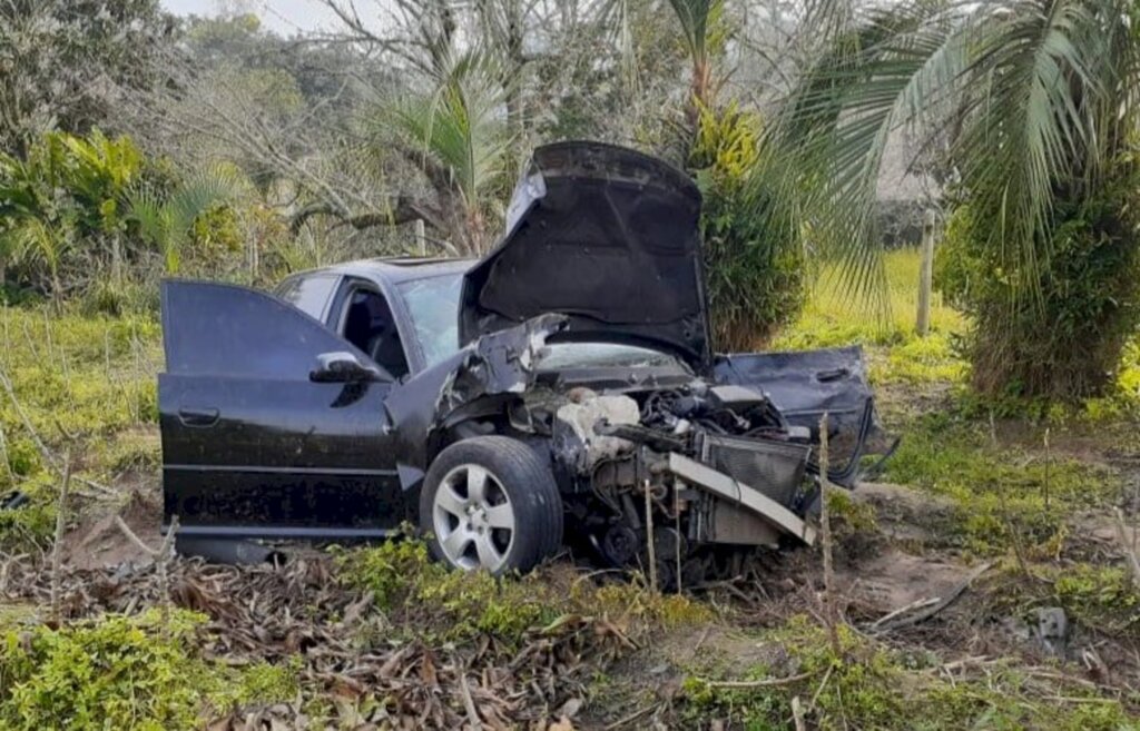 Dois acidentes deixam condutores feridos em Agudo