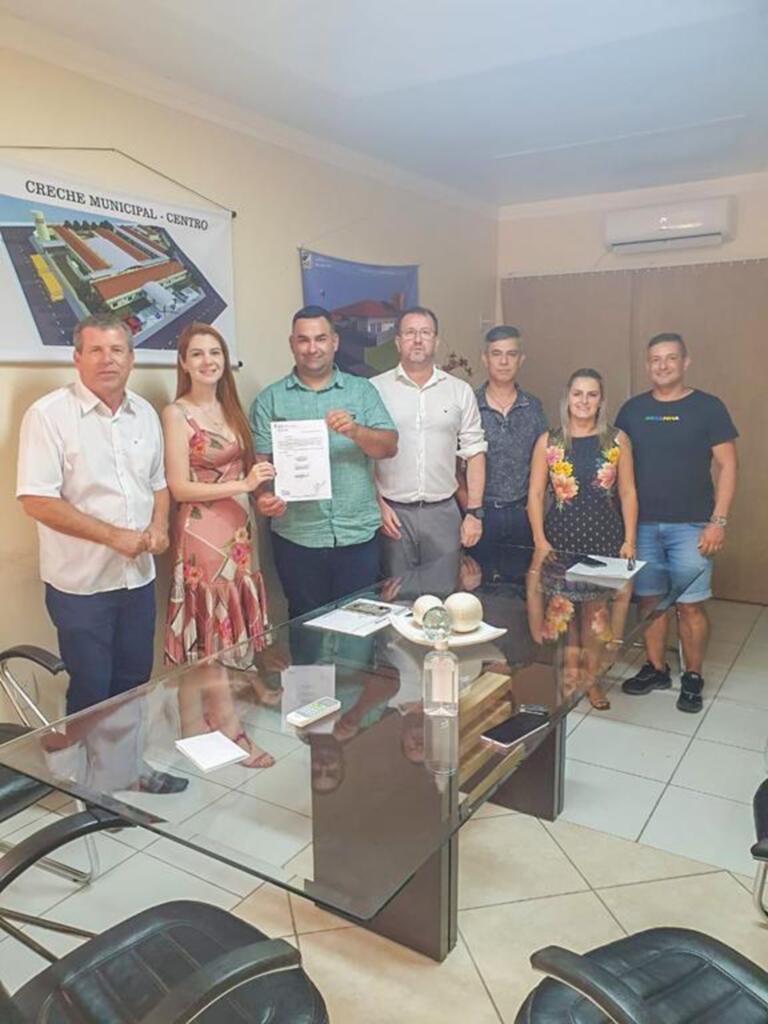 DEPUTADA ESTADUAL ANA CAROLINE CAMPAGNOLO 
FAZ VISITA AO MUNICÍPIO DE SÃO JOÃO DO SUL