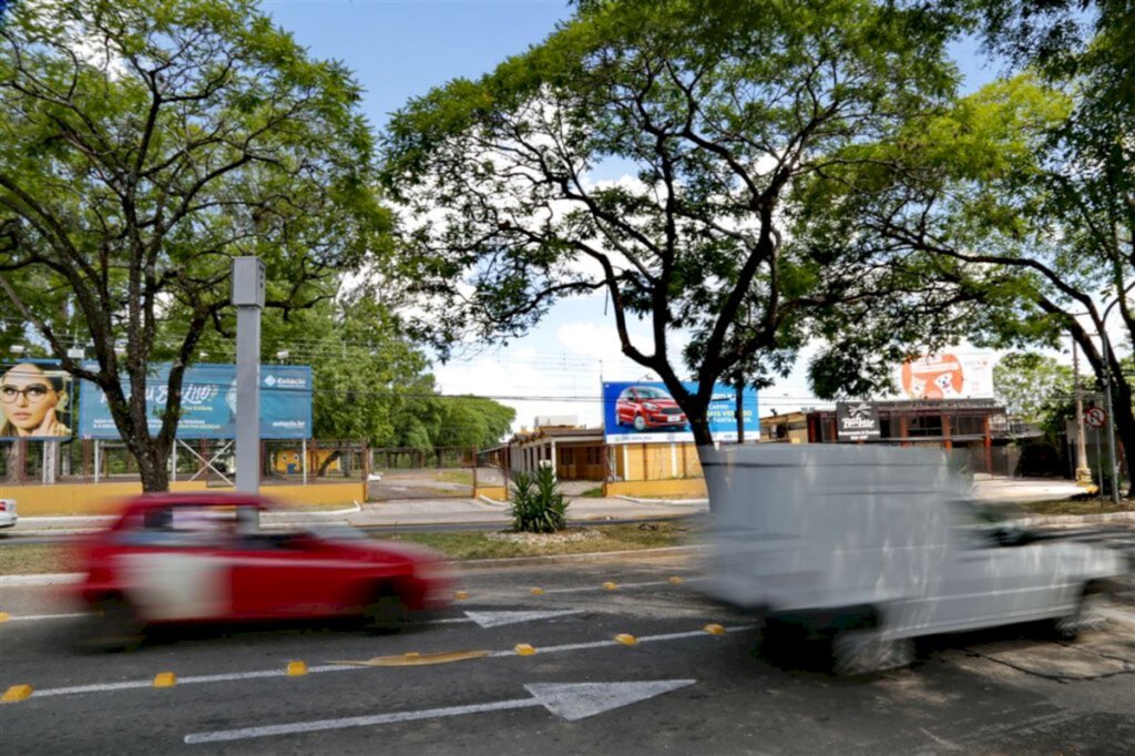 VÍDEO: semáforos das avenidas centrais de Santa Maria passarão a contar com onda verde
