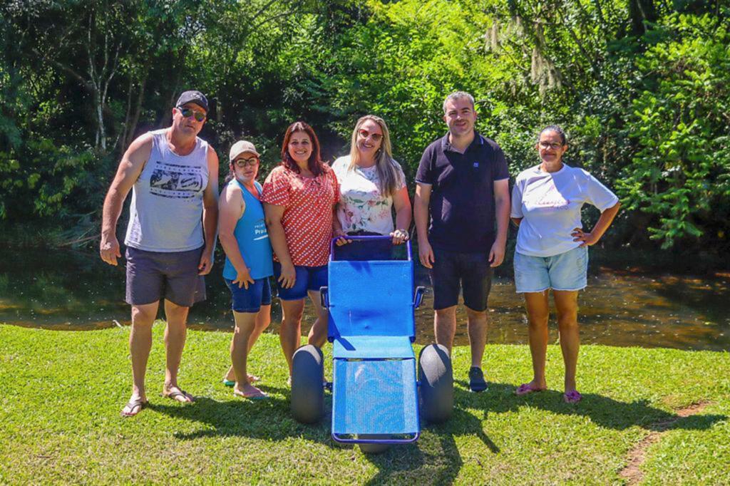MORRINHOS DO SUL: RECANTOS DO MUNICÍPIO RECEBEM AS CADEIRAS ANFÍBIAS