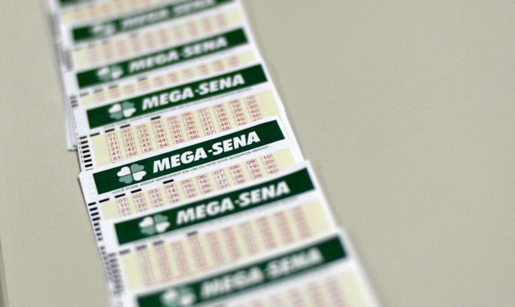 Mega-Sena acumula e deve pagar R$ 13 milhões no próximo sorteio