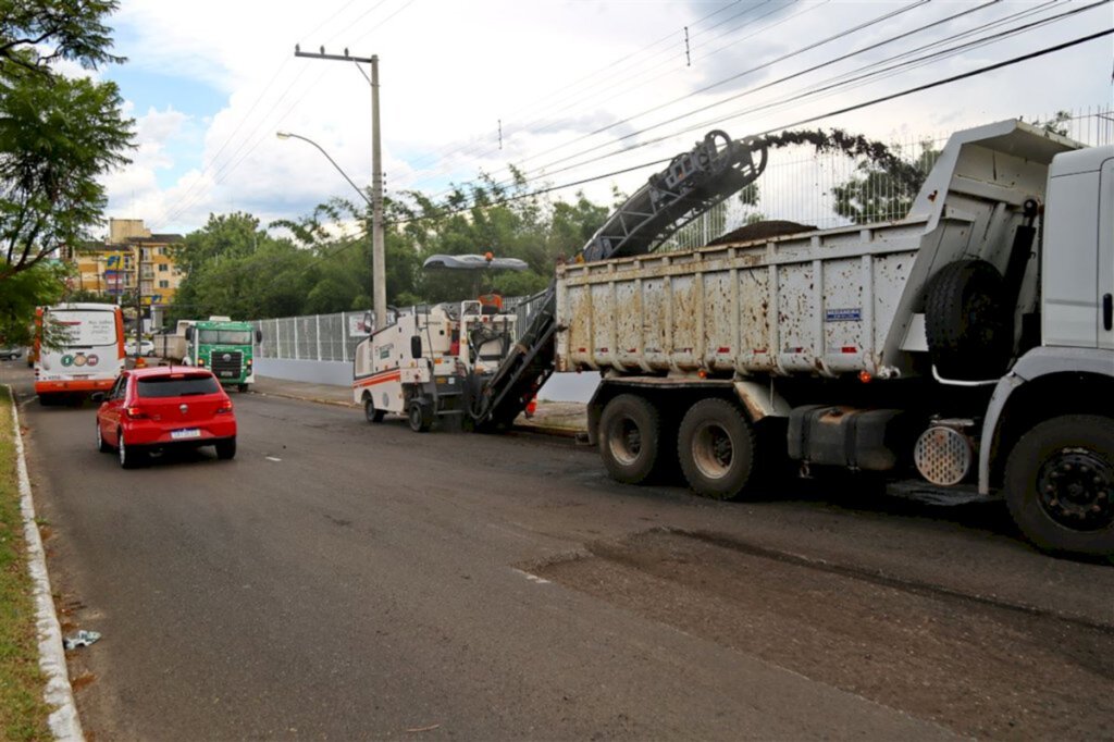 Região central de Santa Maria tem dois bloqueios para obras