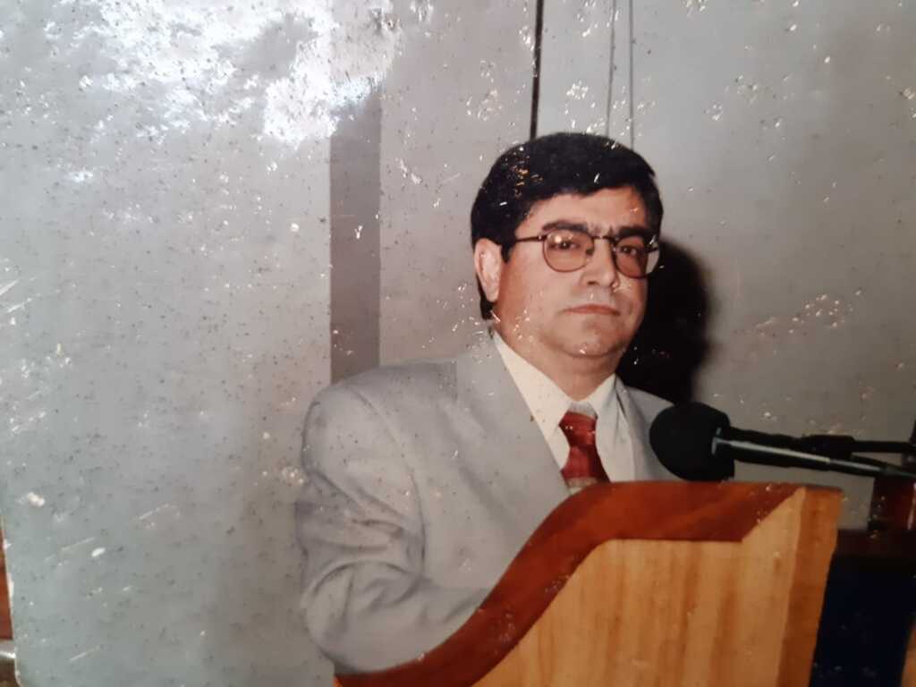 Foto: arquivo pessoal - Manifestação no plenário da Câmara de Vereadores de Santa Maria, em 1998, quando assumiu como edil suplente