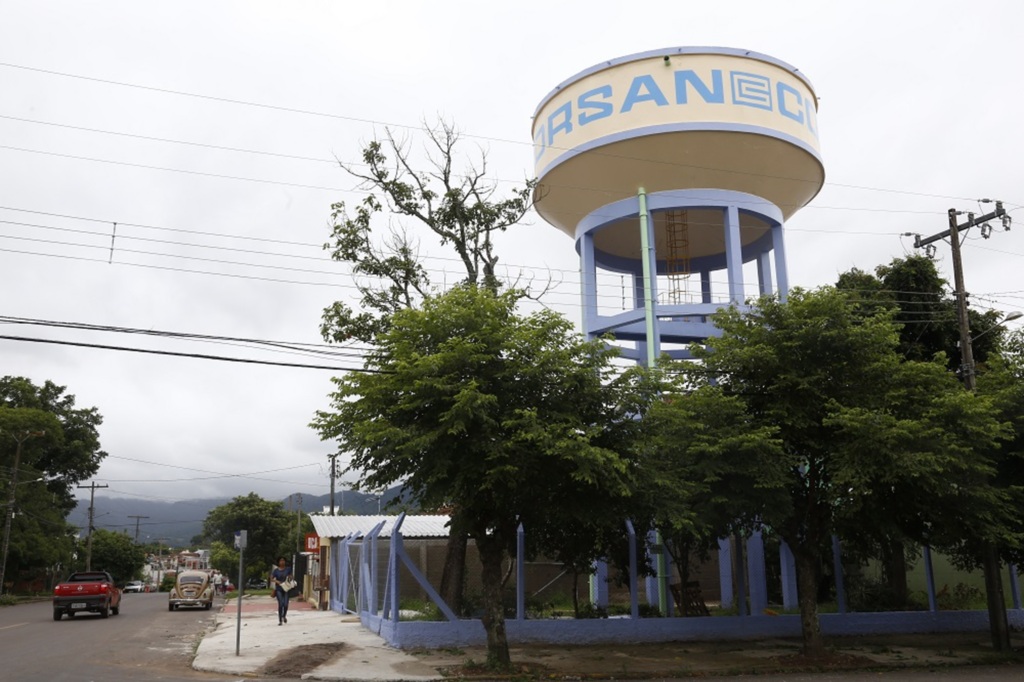 Prefeitura multa a Corsan em R$ 1,2 milhão por obra inacabada