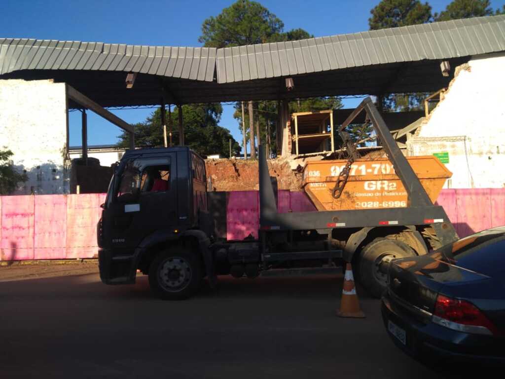 Avenida Liberdade tem trânsito liberado nos dois sentidos