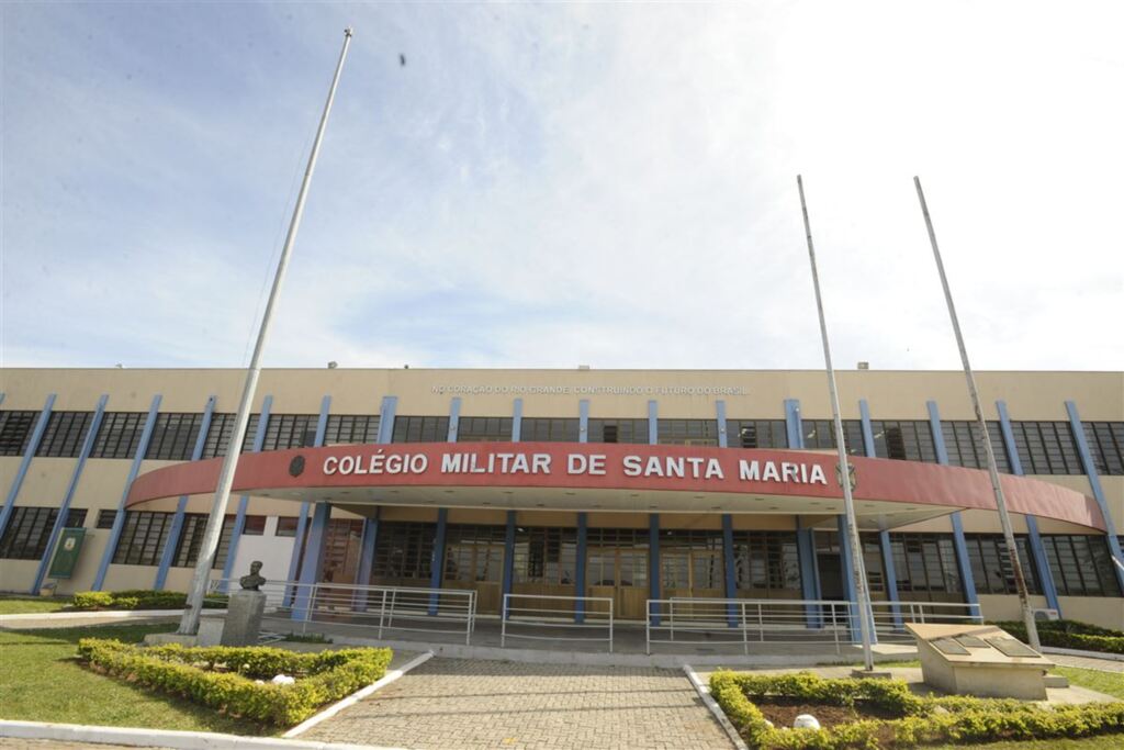 título imagem Colégio Militar de Santa Maria reforça segurança após mensagem de aluno na internet