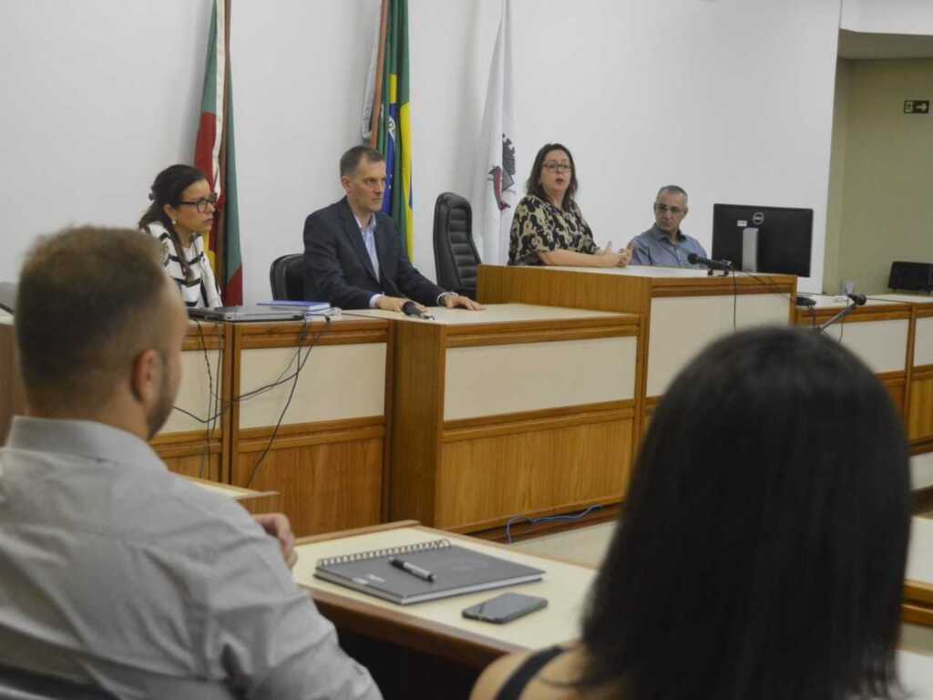 Reunião entre prefeitura e autoridades em segurança define planejamento para a Calourada Segura