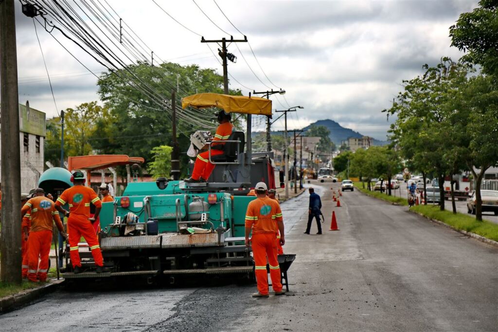 Obras de recuperação no asfalto da Avenida Walter Jobim começam hoje