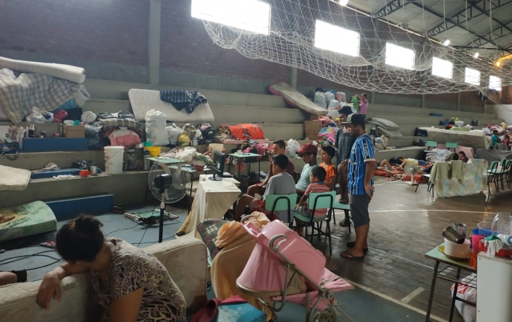 Foto: Eduardo Tesch (Diário) - Em Rosário do Sul, moradores perderam seus pertencem com a chuva e agora contam com doações para voltar para casa