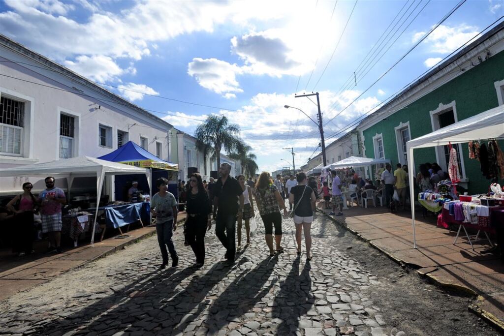Foto: Maiara Bersch (Diário) - Evento que ocupa as ruas da vila histórica será realizado a partir das 18h de domingo