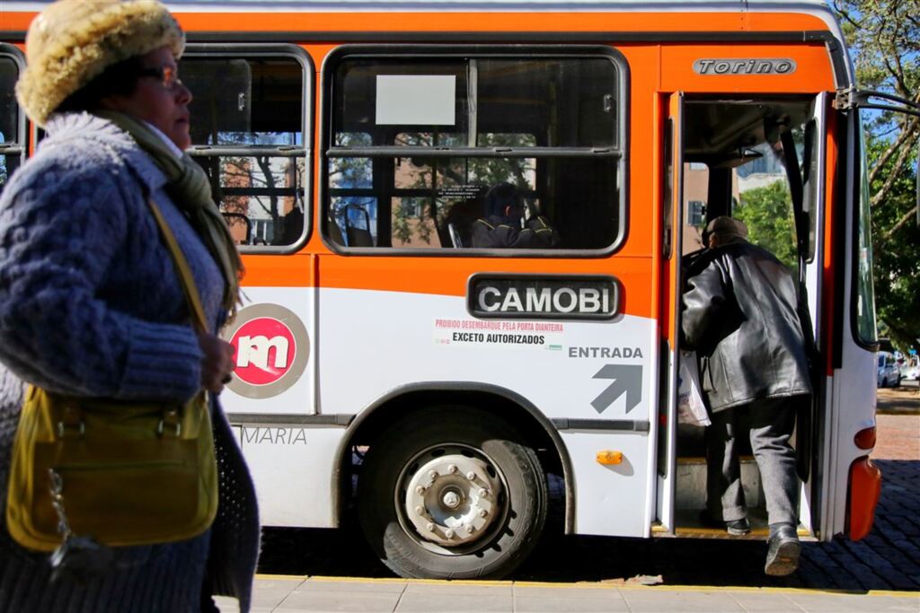Linhas de ônibus terão reforço de horário e mudança de itinerário para a Romaria da Medianeira