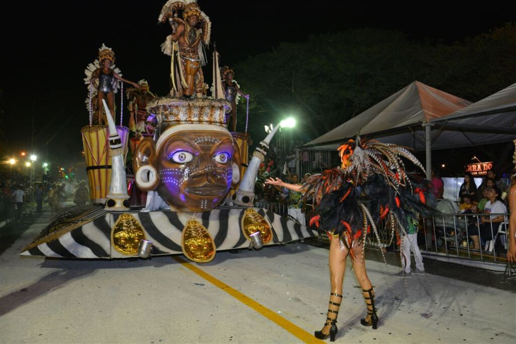 Associação está na corrida contra o tempo para garantir o Carnaval em Santa Maria