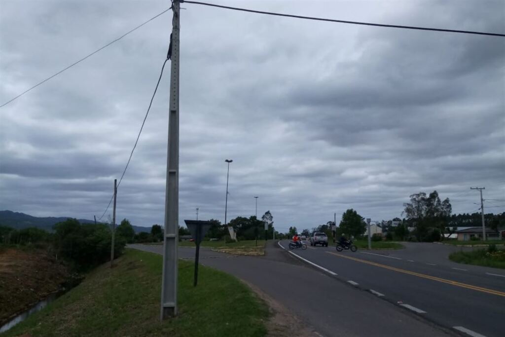 Começa a construção de rótula em rodovia que liga Santa Maria a Porto Alegre