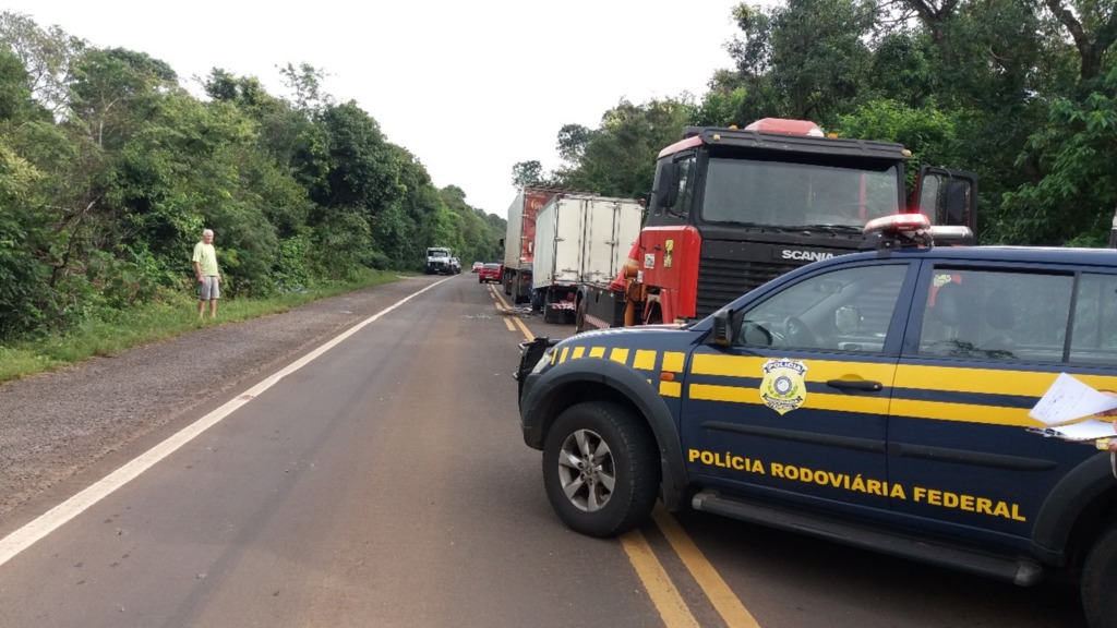 Vítima morre um mês depois de acidente envolvendo dois caminhões em Santiago