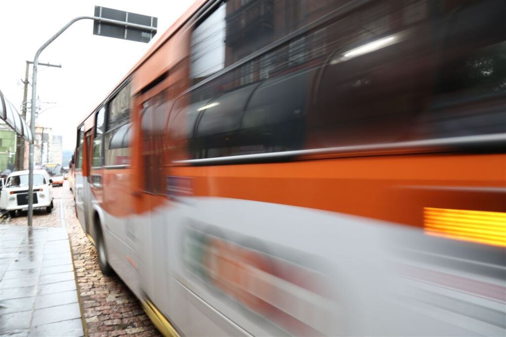 Transporte público continua com horários alternativos até domingo em Santa Maria