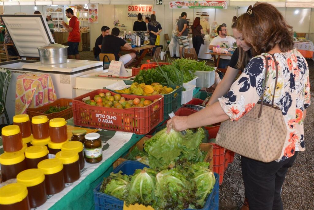 Foto: Prefeitura de Santa Maria (Divulgação) - Consumidores puderam conferir as novidades de agroindústrias, artesãos e foodtrucks locais