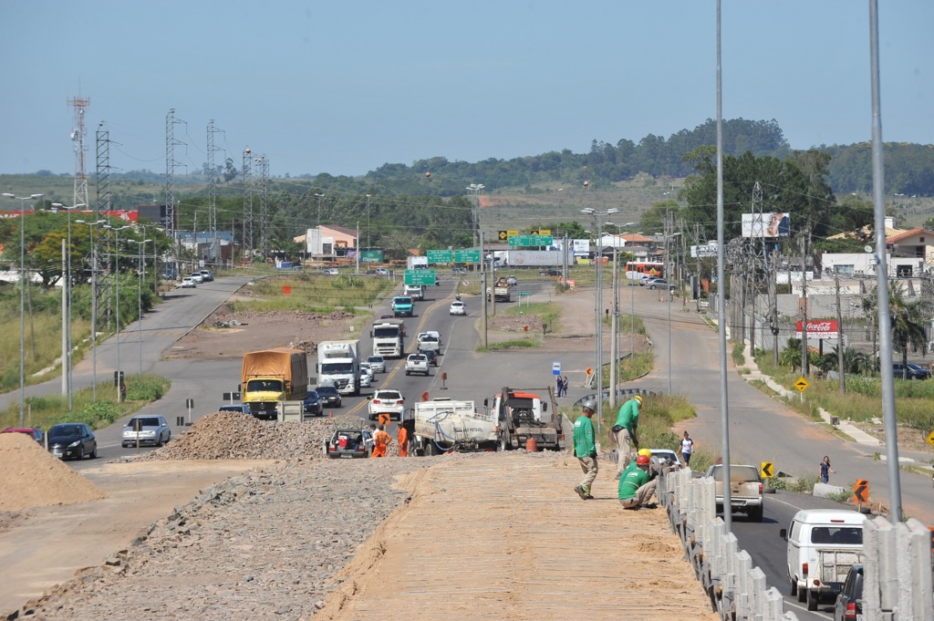 Trânsito terá bloqueios no viaduto da Duque de Caxias no final de semana