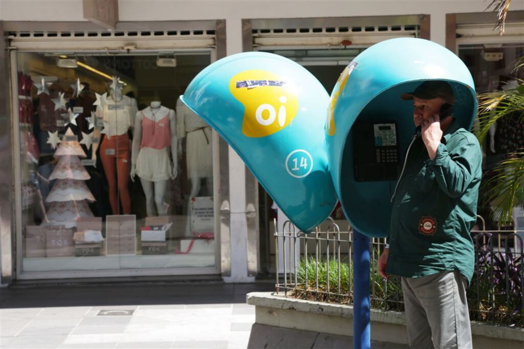 Cartão de orelhão é dificilmente encontrado em Santa Maria