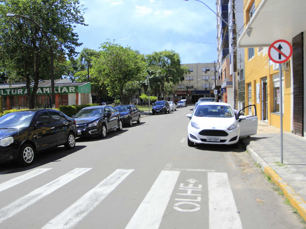 Rua do Centro muda de sentido a partir desta sexta-feira