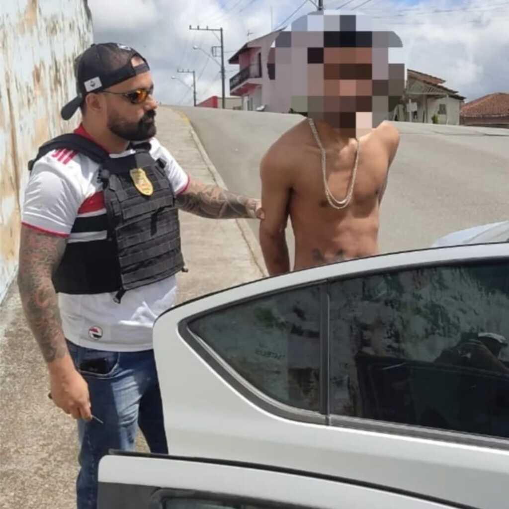ATUAÇÃO CONJUNTA DAS DELEGACIAS DE TIMBÓ E ASCURRA RESULTA NA PRISÃO DE SUSPEITO INVESTIGADO PELOS ASSALTOS AO SUPERMERCADO KOMPRÃO E À ÓTICA DARUI