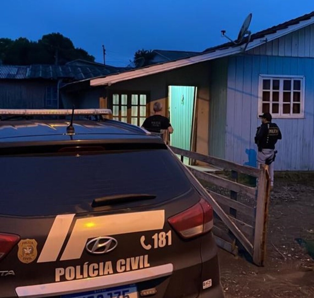 Operação da Polícia Civil fecha casas de prostituição em Bom Retiro