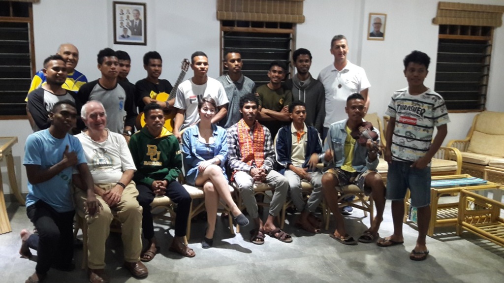 Estudante da UFSM é professora voluntária no Timor Leste