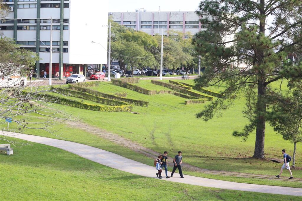 Governo sinaliza liberação de R$ 149 milhões para a UFSM que estavam congelados