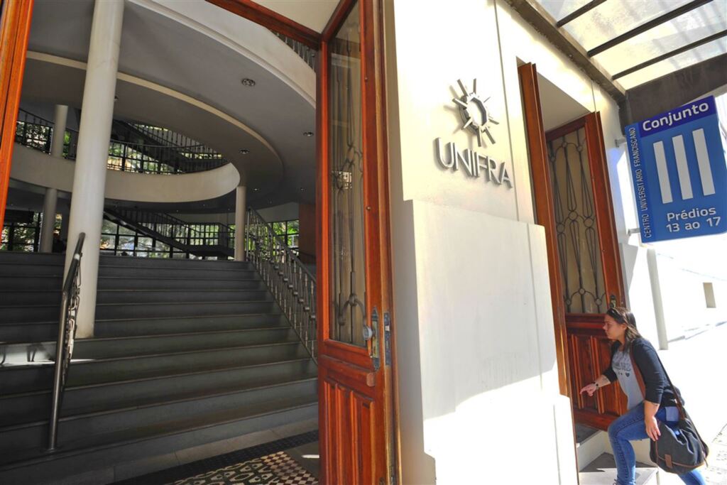 'Uma nova universidade contribui para o desenvolvimento do município', diz ex-reitor da UFSM