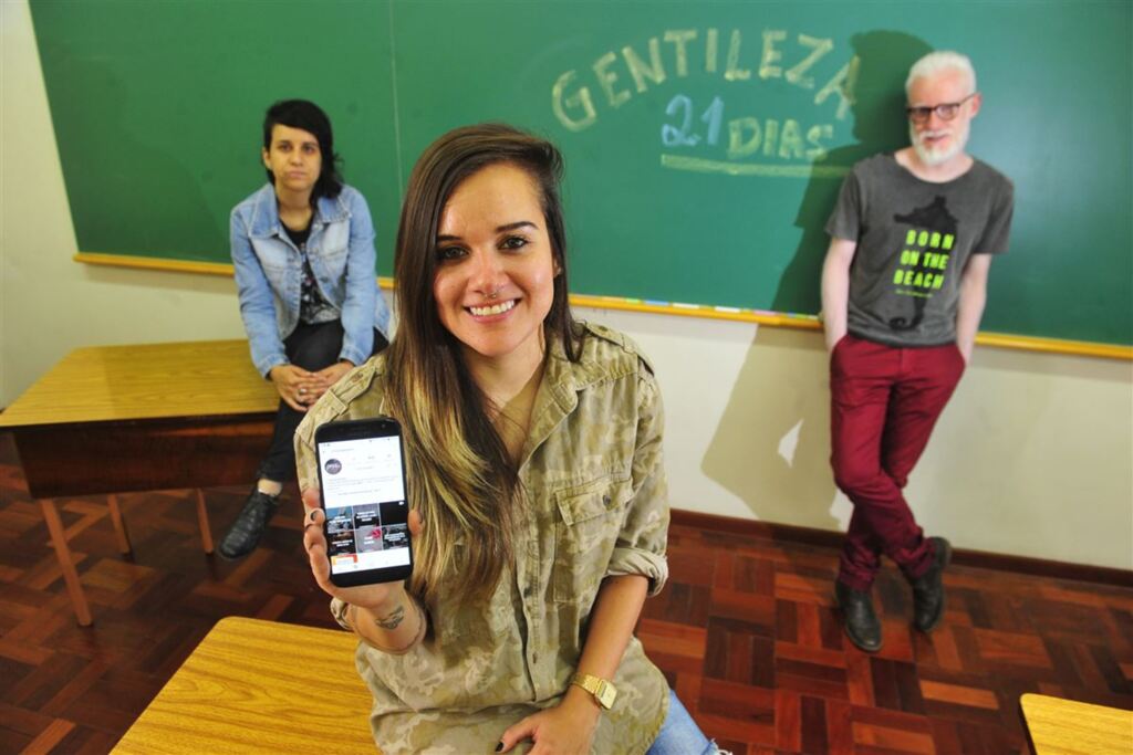 Estudantes criam projeto que propõe mais gentileza no dia a dia