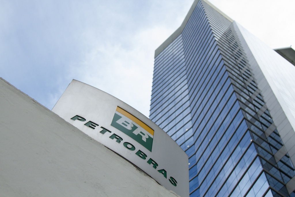 Petrobras muda modelo de divulgação de preços dos combustíveis