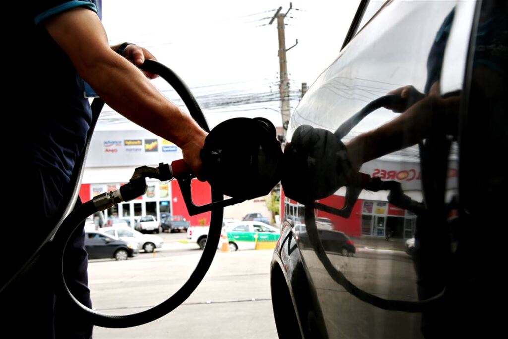 Preço da gasolina varia de R$ 4,74 a R$ 5,08 em Santa Maria