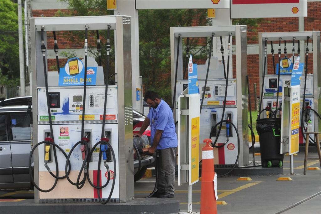Gasolina fica mais cara a partir de hoje em Santa Maria