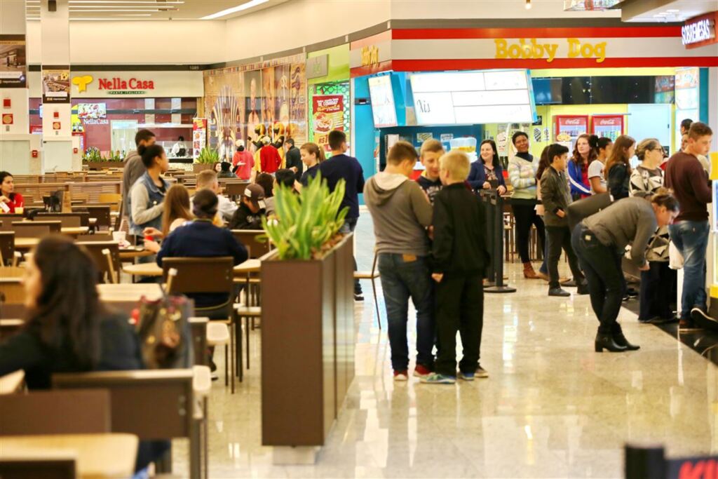 Foto: Renan Mattos (Diário) - Praça Nova tem hoje 109 lojas e operações