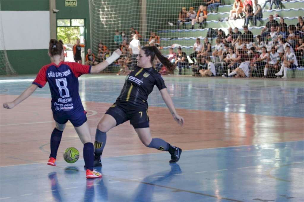 Copa de Futsal Feminino movimenta o Centro Desportivo Municipal neste domingo