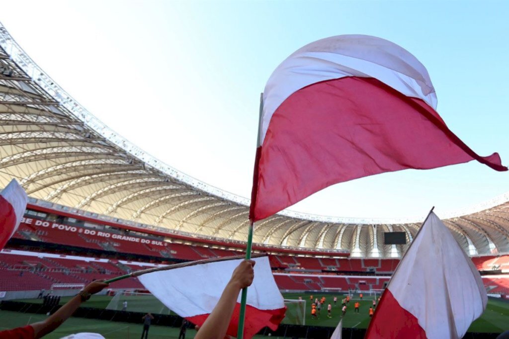Gabinete libera arquibancadas sem demarcações para torcidas nos estádios Arena e Beira Rio