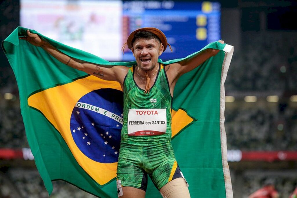 Brasil conquista prata e bronze nos 400 metros classe T47 em Tóquio