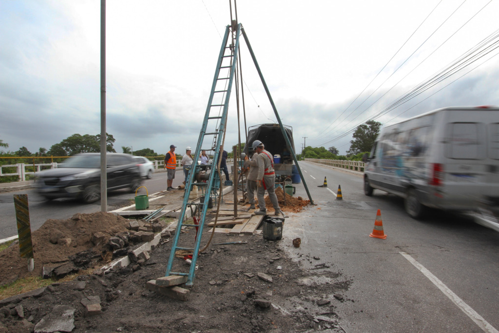 Sondagem avalia solo da ponte do Laranjal para futura requalificação